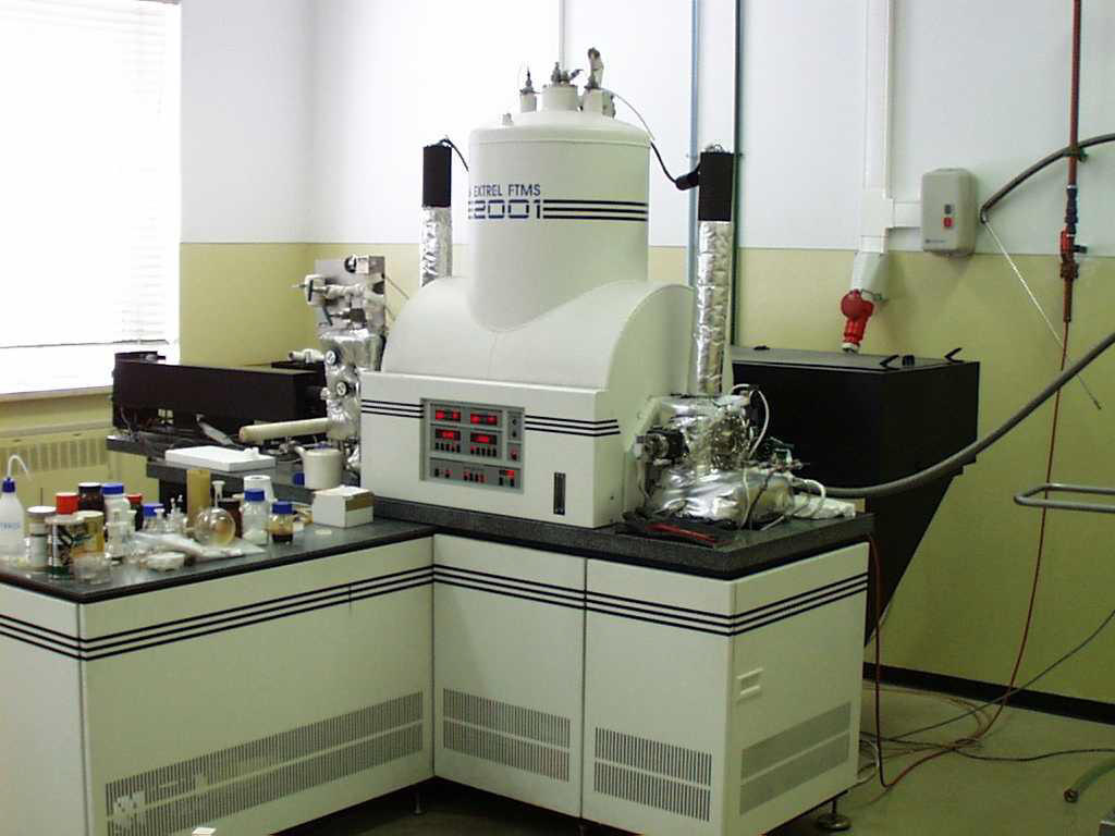 FT-ICR/MS instrument (89,2 Kb).